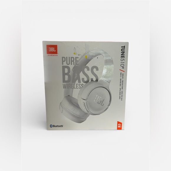 JBL Tune 510BT: Wireless On-Ear Headphones with Purebass Sound - White NIB - Picture 3 of 3